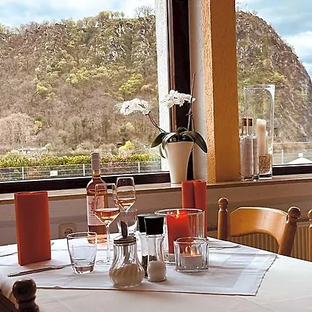 Cafe Restaurant Loreleyblick Otel 3*